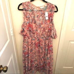 SHIPS📦today! Floral Lace Cold Shoulder Midi Dress